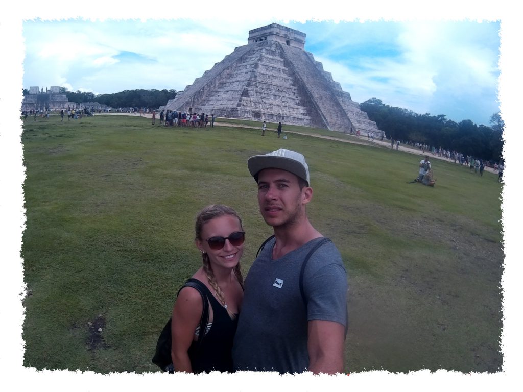 Hannah & Henrik in Chichén Itzá, Mexiko