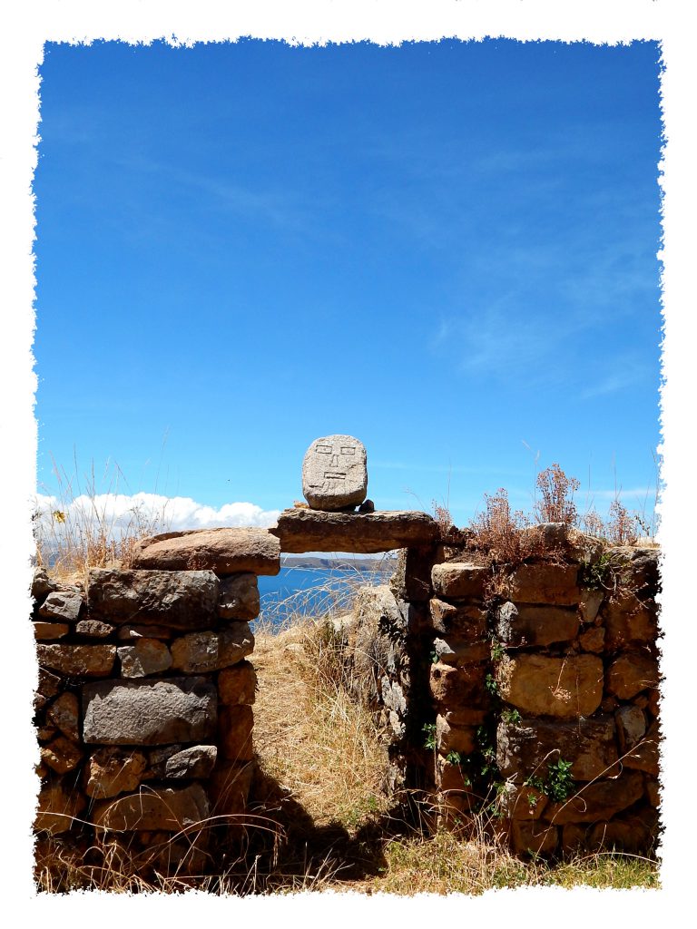 Steinformationen auf der Isla del Sol