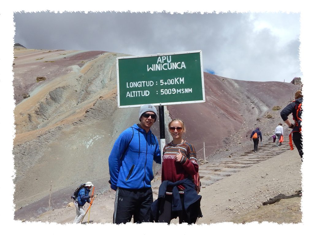 Hannah und Henrik auf 5.000m - Rainbow Mountain