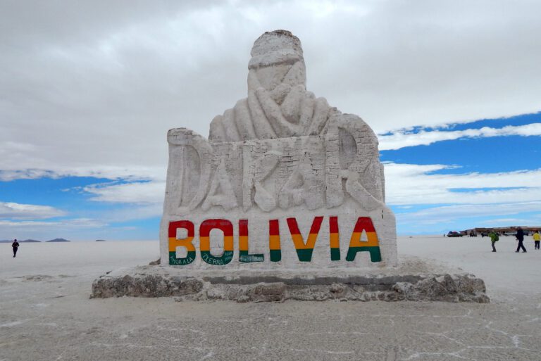 Salar de Uyuni - Rallye Dakar Denkmal