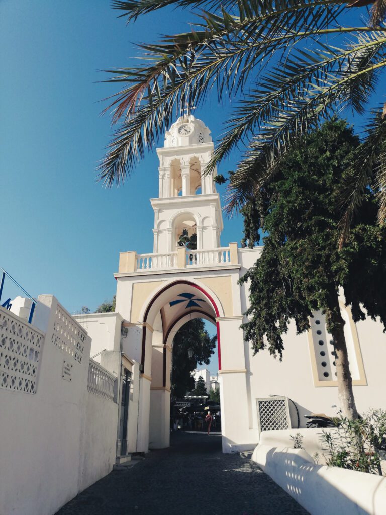 Dorf Megalochori auf der Insel Santorini