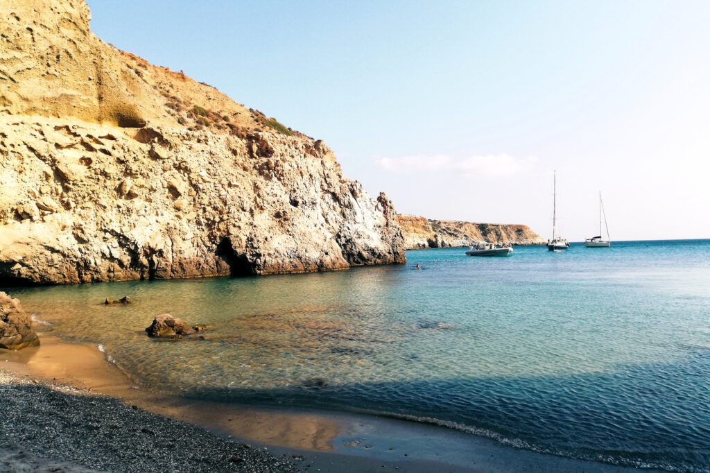 Tsigrado Beach auf Insel Milos