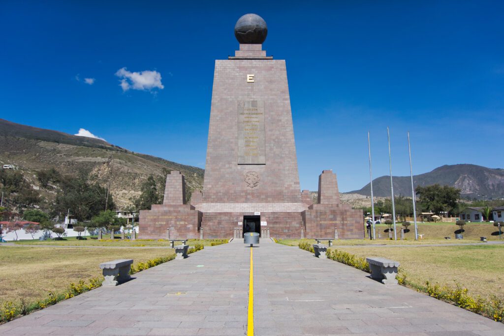 Ecuador Sehenswürdigkeiten: Mitad del Mundo
